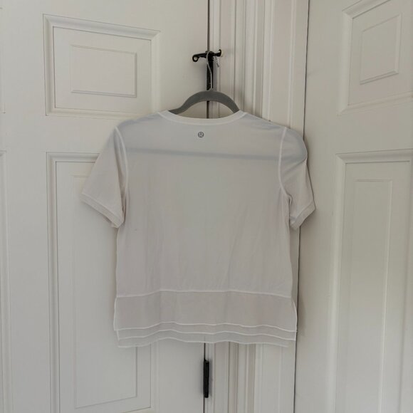 Lululemon White Mesh t-shirt - Picture 2 of 4
